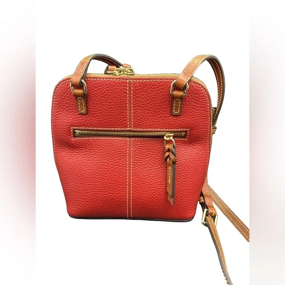 BNWOT 1975 Dooney & Bourke Red Pebble Leather Crossbody Bag D&B Crossbody Bag - Picture 3 of 4